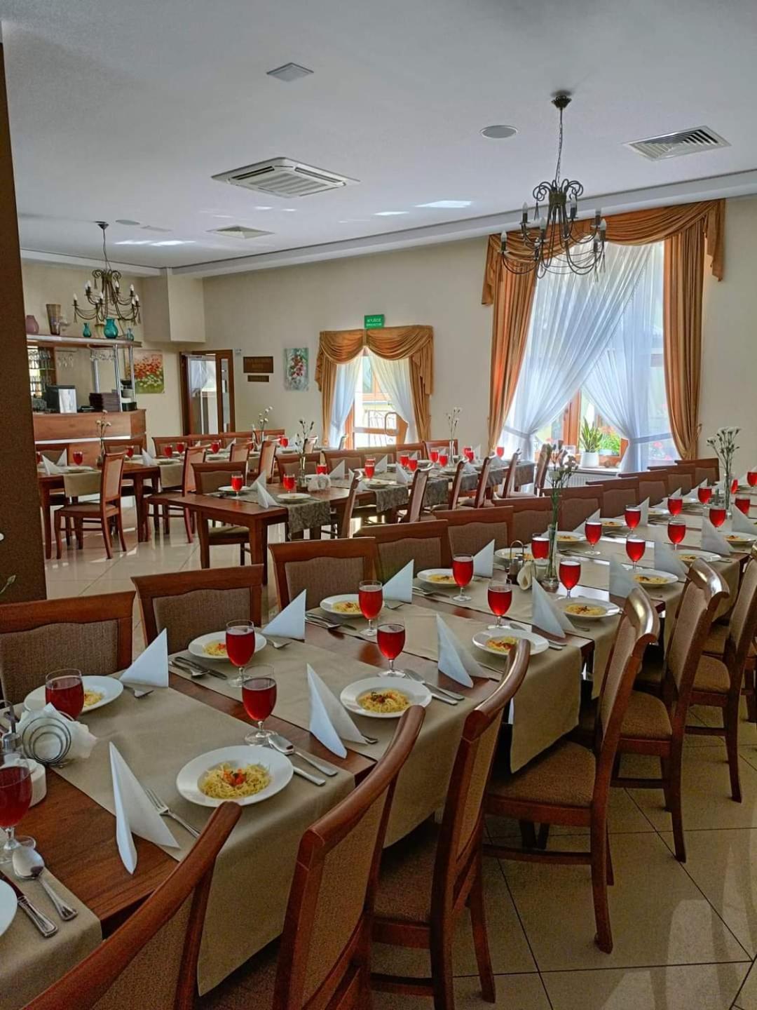Hotel Chancza Spa & Restauracja Rakow  Bagian luar foto