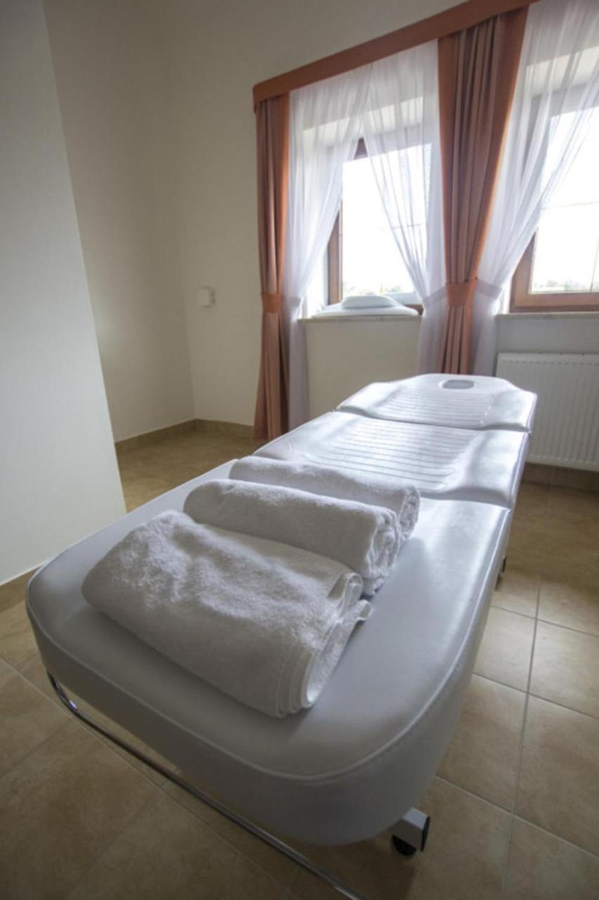 Hotel Chancza Spa & Restauracja Rakow  Bagian luar foto